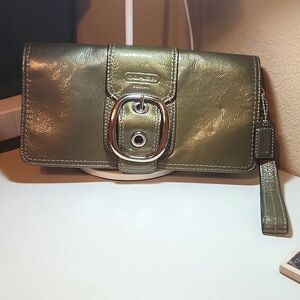 COACH Patent leather wallet